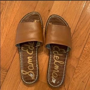 ISO SAM EDELMAN GIO SLIDE